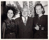 Sayao, Bidu - Large Lot of Autographs & Memorabilia