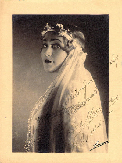 Menkes, Sara - Signed Photograph in Role