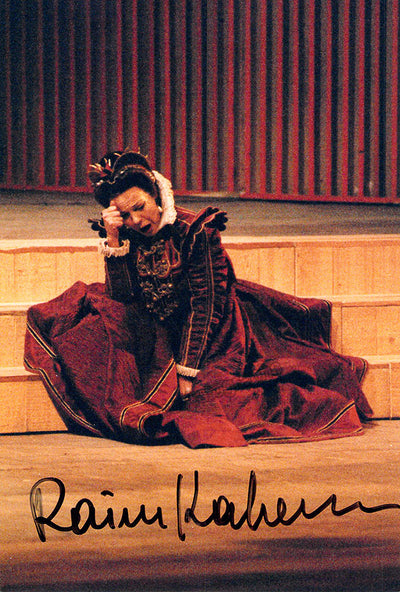 Elisabetta in Don Carlo 3
