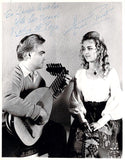 Zayas, Rodrigo de - Perret, Anna - Signed Photo and Autograph Music Quote Signed
