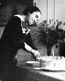 Galli-Curci, Amelita - Lot of 33 Unsigned Photos