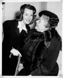 Pons, Lily - Lot of 36 Unsigned Photos part 6