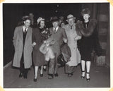 Pons, Lily - Lot of 36 Unsigned Photos part 6