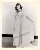 Pons, Lily - Lot of 64 Unsigned Photos part 2