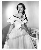 Pons, Lily - Lot of 64 Unsigned Photos part 2