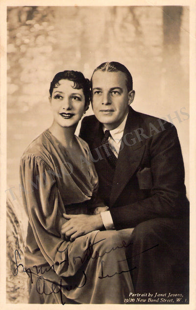 Lunt, Alfred - Signed Photograph