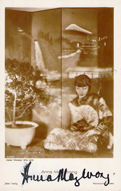 Wong, Anna May - Signed Photograph