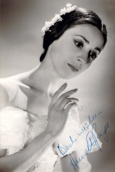 Page, Annette - Signed Photograph