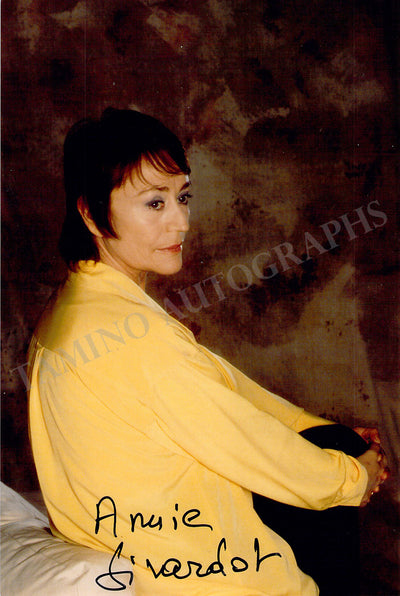 Girardot, Annie - Signed Photograph