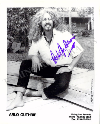 Guthrie, Arlo - Signed Photograph