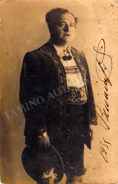 Nemorino in L'Elisir (1935)