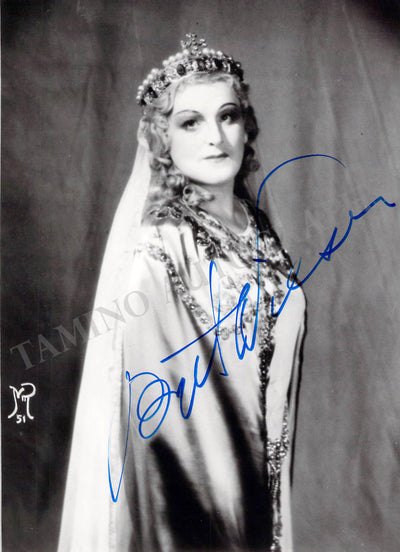 Elsa in Lohengrin