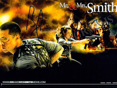 Pitt, Brad - Jolie, Angelia - Double Signed Photo in "Mr. & Mrs. Smith"