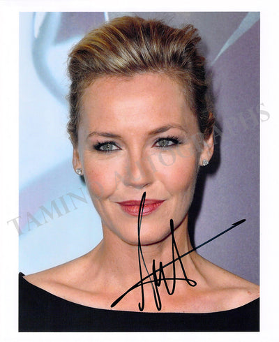 Nielsen, Connie - Signed Photograph