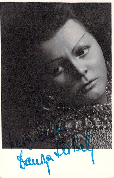 ILITSCH, Daniza (Various Autographs)