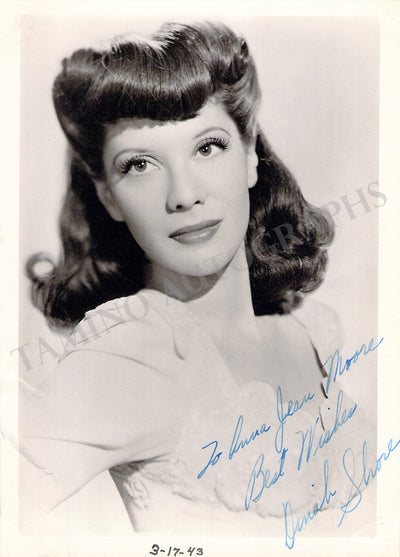 Shore, Dinah - Signed Photograph