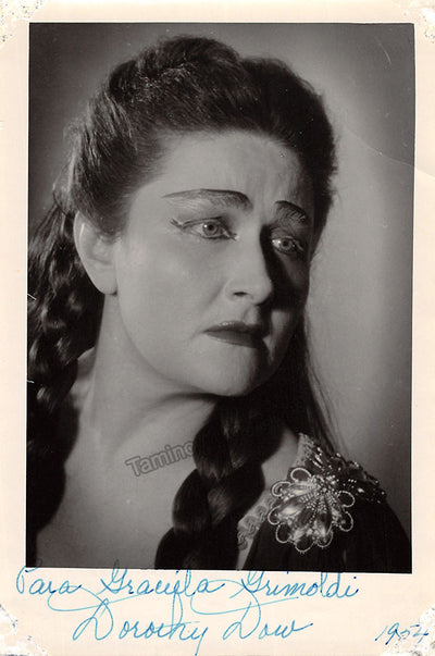 DOW, Dorothy (Various Autographs)