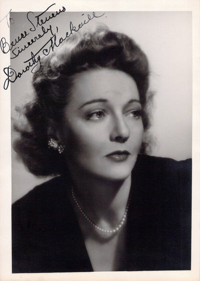 MacKaill, Dorothy - Signed Photograph