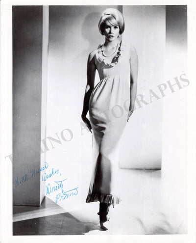 Provine, Dorothy - Signed Photograph