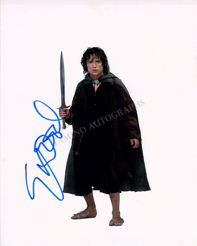 Wood, Elijah - Signed Photograph in "The Lord of the Rings"