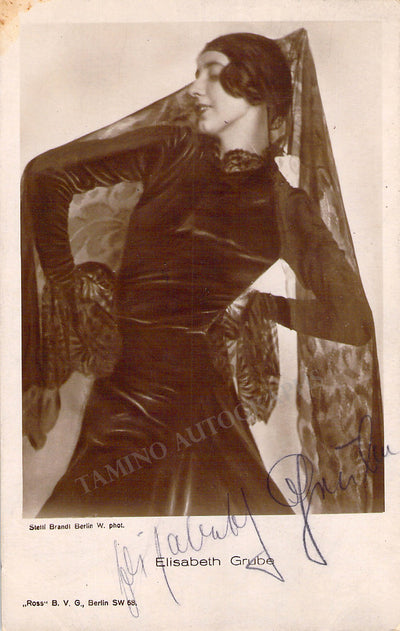Grube, Elisabeth - Signed Photograph