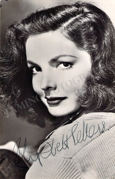 Sellars, Elizabeth - Signed Photograph