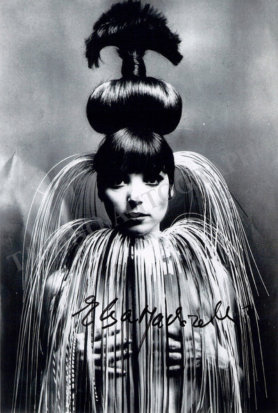 Martinelli, Elsa - Signed Photograph