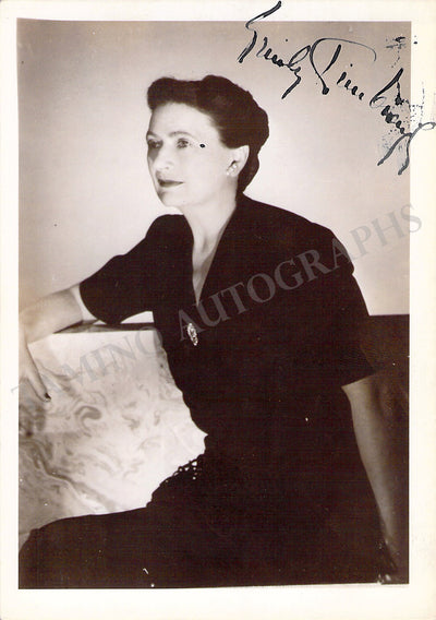 Kimbrough, Emily - Signed Photograph