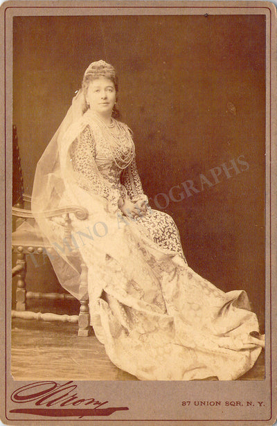 Albani, Emma - Vintage Unsigned CDV & Cabinet Photos (Various Options)