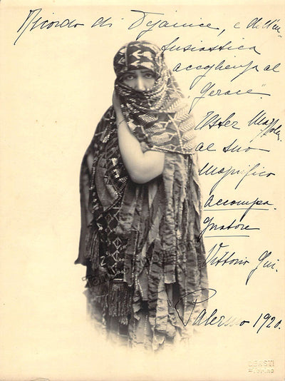 Mazzoleni, Ester - Signed Photograph in Dejanice