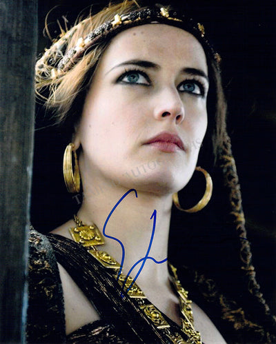 Green, Eva - Signed Photograph in "Camelot"