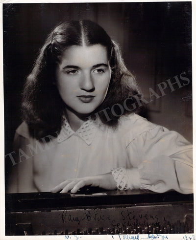 Raitzin-Legrand, Florencia - Signed Photograph 1947