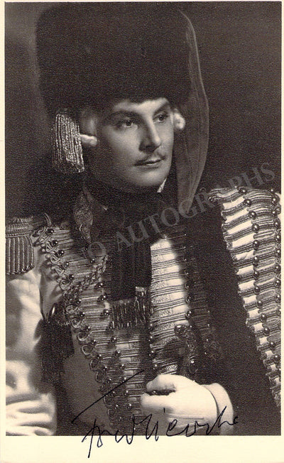 Liewehr, Fred - Signed Photograph