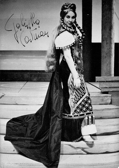 CARTURAN, Gabriella (Various Autographs)