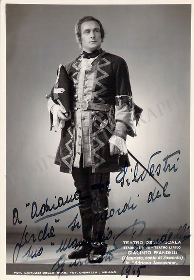 In Adriana Lecouvreur