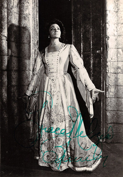 As Laura in La Gioconda