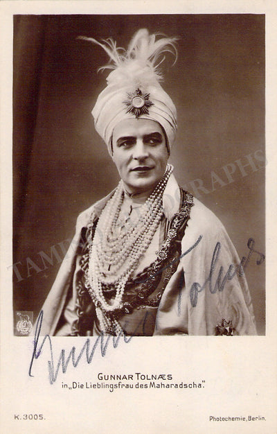 Tolnaes, Gunnar - Signed Photograph