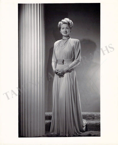 Hopper, Hedda - Signed Photograph