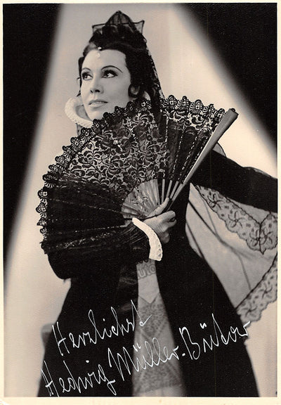 As Carmen