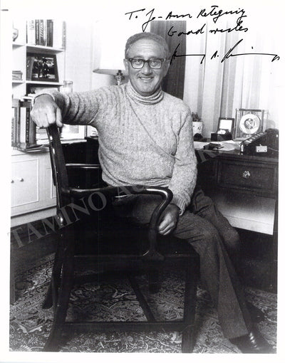 Kissinger, Henry - Signed Photograph