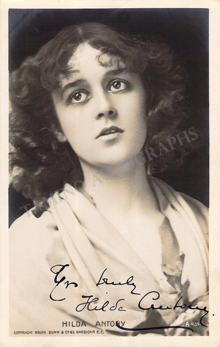Theatre Actors & Actresses - Autograph Lot
