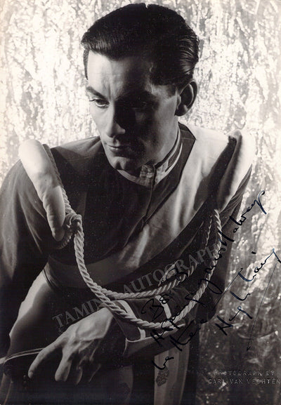 Laing, Hugh - Signed Photograph