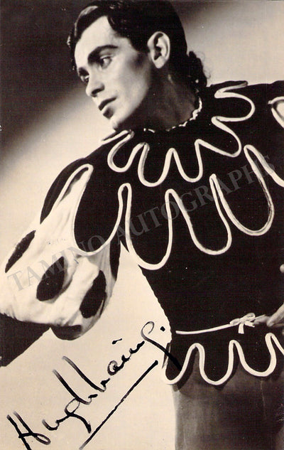 Laing, Hugh - Signed Photograph