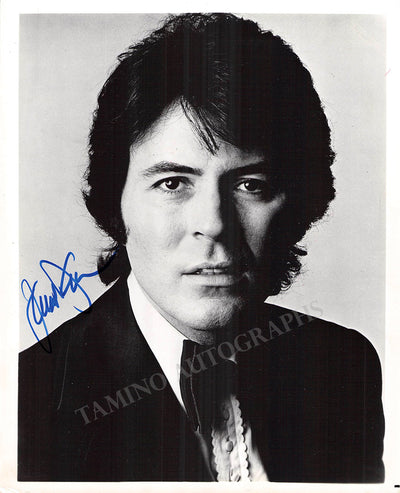 Darren, James - Signed Photograph