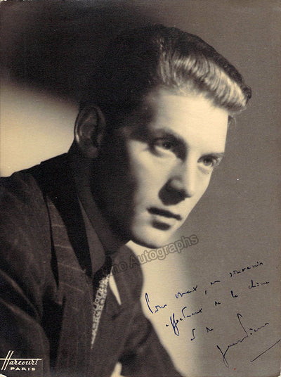 Aumont, Jean Pierre - Signed Photograph
