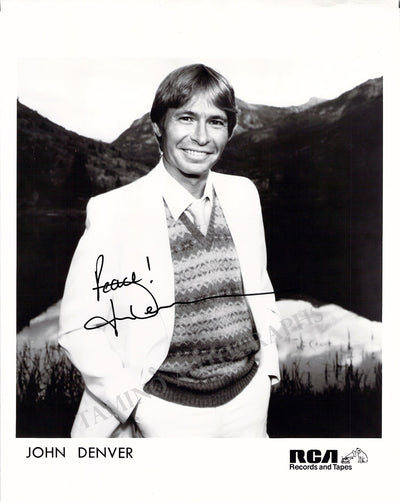 Denver, John - Signed Photograph