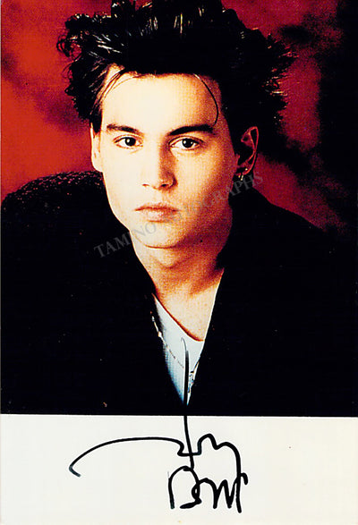 Depp, Johnny - Signed Photograph