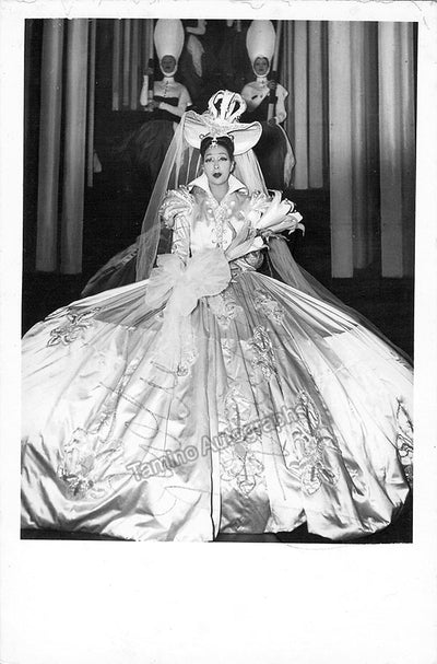 Baker, Josephine - Bouillon, Jo - Set of 2 Signed Photographs