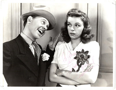 Garland, Judy - Signed Photograph in "Babe's on Broadway"