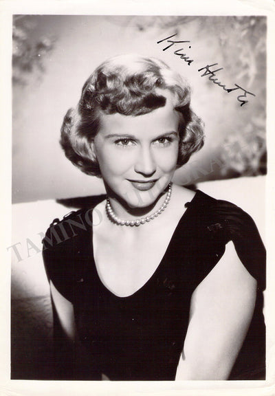 Hunter, Kim - Signed Photograph
